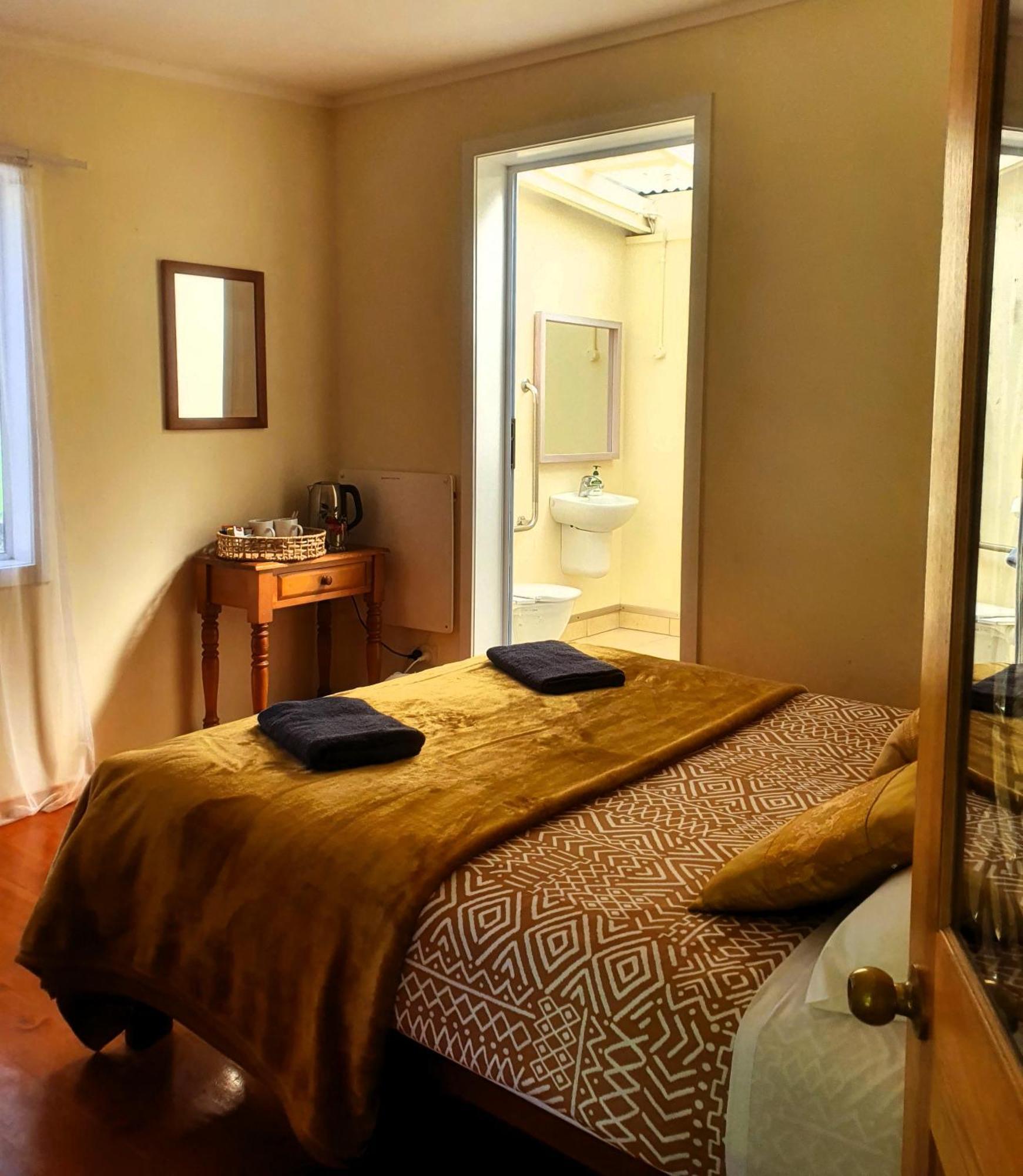 Hotel Kawai Purapura Yoga Retreat Centre Auckland Esterno foto